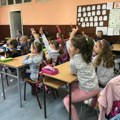 Danas počinje nova školska godina: U klupe seda 770.000 učenika, među njima 62.500 prvaka