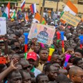 Hunta proteruje ambasadora iz Nigera, Francuska kaže – „nemaju ovlašćenje“