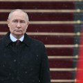 Putin okupio generale u Kremlju Ruski predsednik im dao veliki zadatak: Rusija zavisi od toga