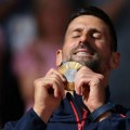 Vlada Srbije donela rešenje o dodeli 200.000 € Đokoviću za zlatnu medalju na Olimpijadi