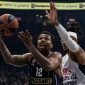 Sterling oduševljen svojim saigračem: „Hranimo se!“