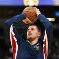 Jokić dominira ligom - tek je treći u istoriji NBA VIDEO