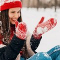 Ovaj trik čuva ruke toplim i suvim! Svi koji provode vreme na hladnoći napolju treba da znaju