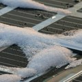 Zašto ne bi trebalo čistiti sneg sa solarnih panela?