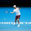 Novak se pojavio na Australijan openu: Stavio ruku na srce i pogledao u nebo, pomislio na "stotku" koju juri