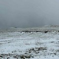 Ode temperatura u "debeli" minus, sneg do kolena u našem komšiluku! Raduje se samo jedna grupa ljudi