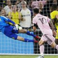 Stigao Mesi, stigao pehar - Inter slavio u Liga kupu, odlučio Leov gol i 11 serija penala (video)