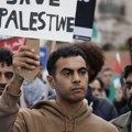 Лондон: Око 100.000 људи на протесту подршке Палестини