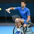 Novak iz Australije ide stopama srpskog: Đoković seo u kolica, oduševio planetu, a njegov naslednik briljirao (foto/video)