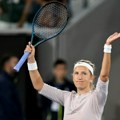 Viktorija Azarenka posle tri seta do trećeg kola Australijan opena