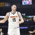 Jokić protiv najvećeg rivala želi da zapečati novi MVP naslov, NBA spektakl u idealnom terminu za Srbe