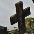 Oskrnavljena pravoslavna groblja u centralnoj Bosni