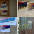 Bori se protiv Kurtijevih i svih ostalih blokada u srpskim sredinama širom KiM pojavili se plakati u bojama srpske zastave