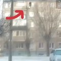 Pala je s petog sprata, pridigla se, pa otišla pre nego što je došla hitna! (video)