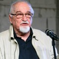Koraksov moto je bio „Budi dobar sve do smrti“