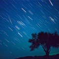 Večeras stiže meteorska kiša: Ogroman broj zvezda padalica obasjaće noćno nebo, a evo gde ćete moći da posmatrate ovaj…