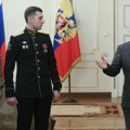 "Zdravo drugovi" Putin se obratio vojnicima Evo šta im je sve rekao