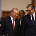 Vučić s Erdoganom o bilateralnoj saradnji i globalnim izazovima