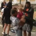 Žestoka tuča na Farmi! Od udarca ostala da leži na podu! Izneli je, hitno ukazuju pomoć