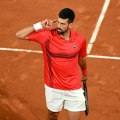 Konačno! Posle 40 gemova Nole uzeo brejk Sineru!