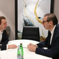 Vučić se u Pragu sastao sa Sebastijanom Kurcom: Srdačan razgovor sa bivšim austrijskim kancelarom