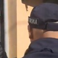 Inspekcija ponovo na vratima radnje aktiviste iz Užica koji podržava proteste (VIDEO)