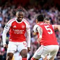 Eze projektilom obezbedio pobedu "tobdžijama": Arsenal opet „na mišiće“ do vrha, ali ovo može skupo da ih košta!
