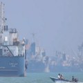 CENTCOM ukinuo blokadu pomorskog saobraćaja ka iranskim lukama, Iran uveo privremeni režim prolaska brodova kroz Ormuski moreuz…