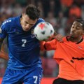 Uživo Holandija - Srbija! Orlovi pokazali zube, šteta zbog šanse Pavlovića (poluvreme)