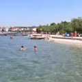 Uzbuna na plaži na Jadranu: "Kupači su dobili visoku temperaturu i dijareju, povraćaju!"