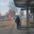 Palo autobusko stajalište sa nadstrešnicom u Novom Sadu: Ekspresno uklonjeni ostaci (FOTO)