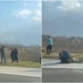 Jezive scene na autoputu u Hrvatskoj! Mladić bespomično ležao na zemlji! Navijači zaustavili vozila i žestoko se potukli…