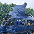Rusi pogodili civilni autobus: Ima mrtvih, prizori sa lica mesta su jezivi, oglasila se Ukrajina: "koristili su lancet!" (foto)