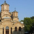 Specijalni izaslanik Velike Britanije Karen Pirs u poseti manastiru Gračanica
