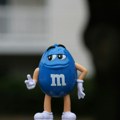 „Hoću ih sve“: M&M’s iznenadio fanove sa tri nova ukusa, ali mogu da glasaju samo za jedan