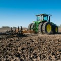 Продужен рок за реализацију одобрене инвестиције за набавку новог трактора