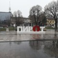 VREME! Ima narod ono "Naludo kiša, naludo suša"! More i sneg!
