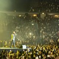 Krcata zagrebačka Arena u transu: Mile Kitić zaigrao na bini i napravio totalni haos!