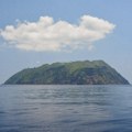 Život na aktivnom vulkanu: Neobično ostrvo na kojem u izolaciji živi samo 170 ljudi