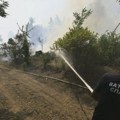 Kako izgleda borba s požarom na prvoj liniji fronta: Situacija u Deliblatskoj peščari se menja iz minuta u minut (VIDEO/FOTO)…