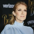 Selin Dion se slomila na sceni: U suzama na prvom koncertu u Parizu nakon šest godina pauze (VIDEO)