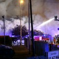 U Zagrebu gore kuće, vatrogasci na terenu gase požar: Deo naselja ostao bez struje