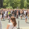 Studenti "kojekude", policija svugde: Građani i studenti blokirali, pevali i poručili - ne odustajemo