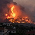 Veliki požar izbio u šumskom području kod Korinta, naložena evakuacija