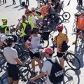 Studenti u blokadi krenuli u biciklističku turu po Srbiji uoči izbora