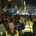 Doček studenata pešaka u Beogradu: Severna kolona na Zelenom vencu, kolo ispred Rektorata
