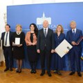 Uručene oktobarske nagrade i novembarske povelje: Novi Sad svečano obeležio dva velika datuma iz svoje bogate istorije…