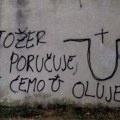 Užas u Hrvatskoj! Pozivaju na ubijanje Srba! Osvanuli ustaški grafiti u Sinju! Hrvatski branitelj iskritikovao grafite, a…