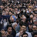 Iranci besni i na izrael i na režim u zemlji Stigle prve reakcije naroda
