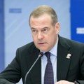 Medvedev o ukidanju moratirijuma na raspoređivanje raketa: Očekujte dalje korake